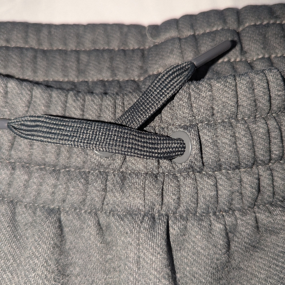 Adidas Men's XL Gray Straight Leg Joggers With Zipper Pockets - Picture 6 of 7